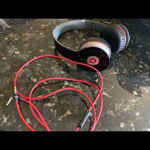 Beats by Dr.Dre wireless headphones